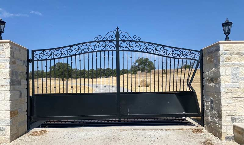 Damaged Gate Weatherford Texas