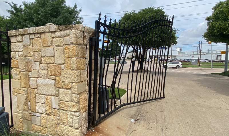 Driveway Gate Damaged In Weatherford Tx