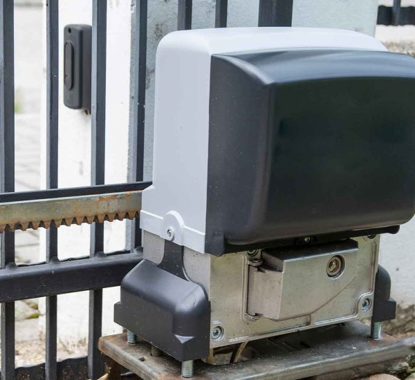 Solar Gate Openers Installed In Weatherford TX Cokendolpher