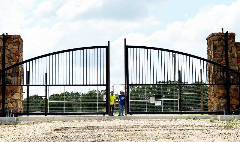 Custom Gates Openers Fencing And Repairs Granbury Tx Cokendolpher Gates